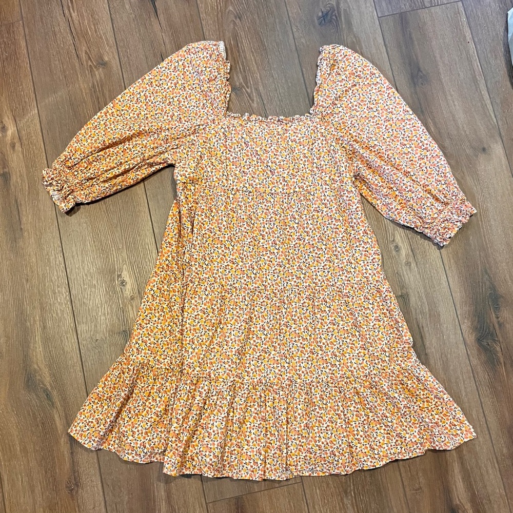 Versona Puff Sleeve Babydoll Style Dress Size Medium NWOT
